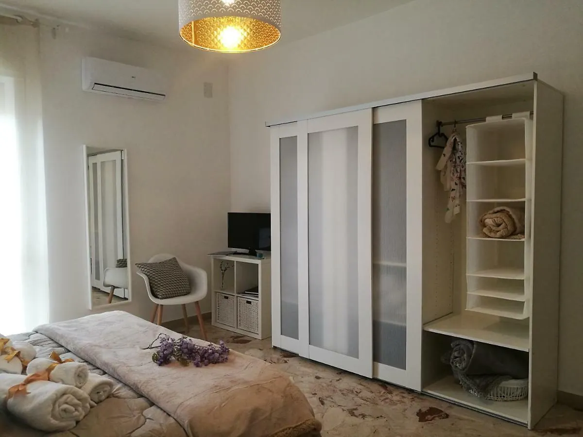 Pontemare Ortigia Daire Siraküza 0*,  İtalya